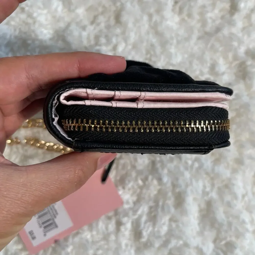 Juicy Couture Black Tied with a Bow Small Zip Around Wallet Wristlet Organizer